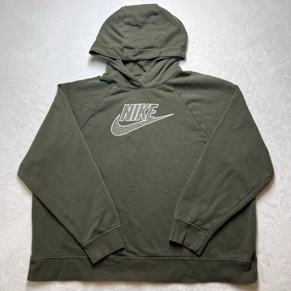 Nike Women’s Hoodie Long Sleeve Sweatshirt Army Green Camo Print Size M